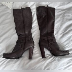 Charles David Brown boots